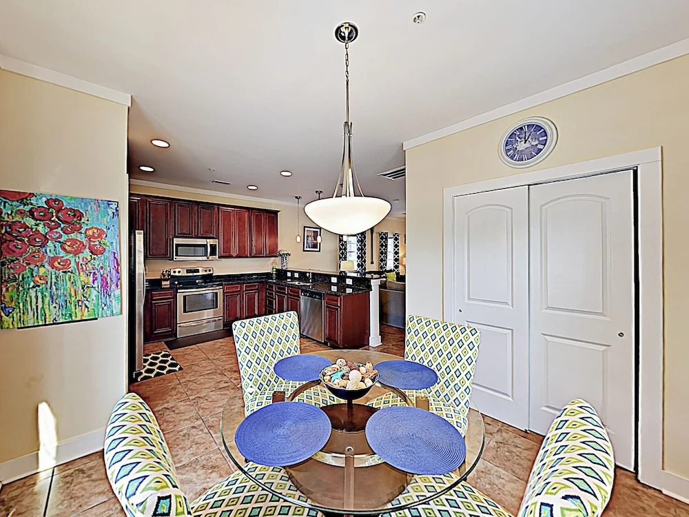 2732 Kashton Drive Home 3 Bedrooms 2.5 Bathrooms Home