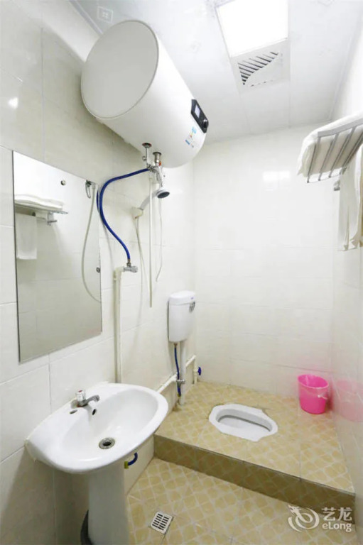 Chezhan Apartment