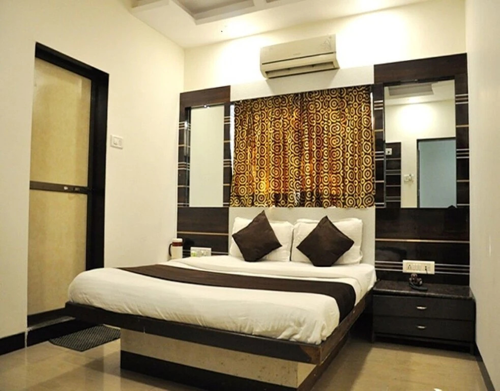 Room Maangta 122 Andheri East