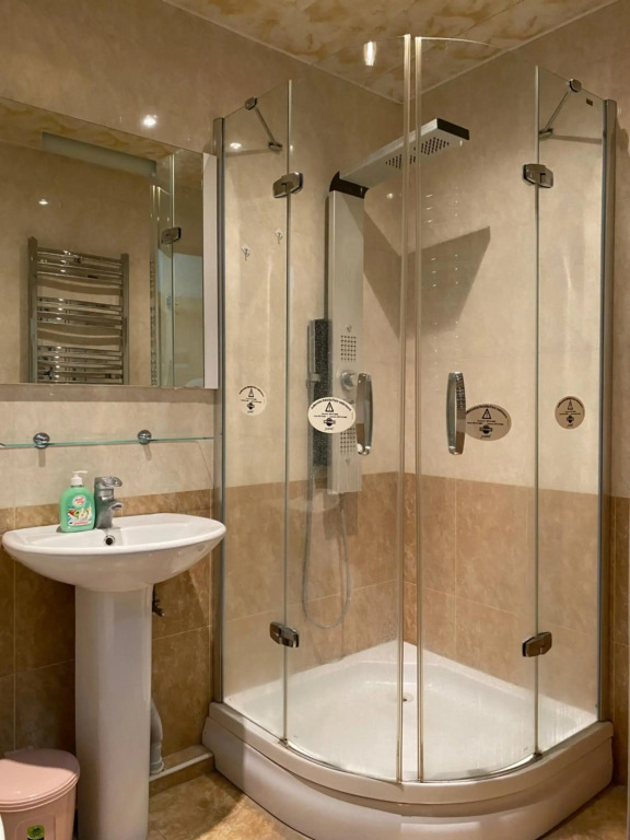 Argishti street 2 bedroom Elegance apartment with balcony GL152