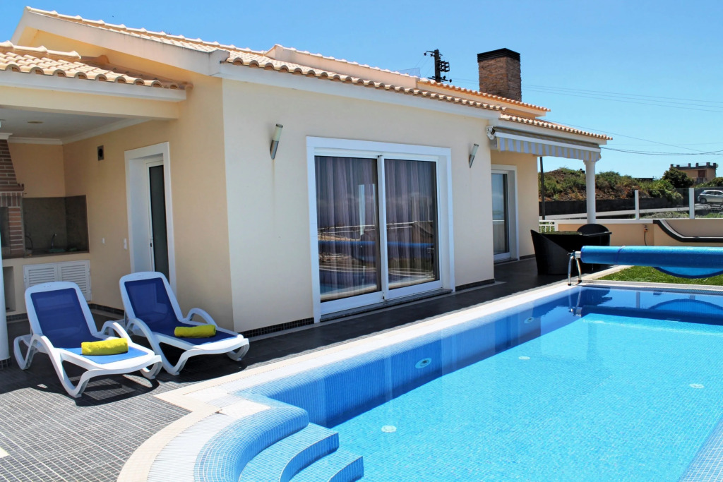 Villa, heated pool in sunny area, views of mountain and sea | Villa Dilis