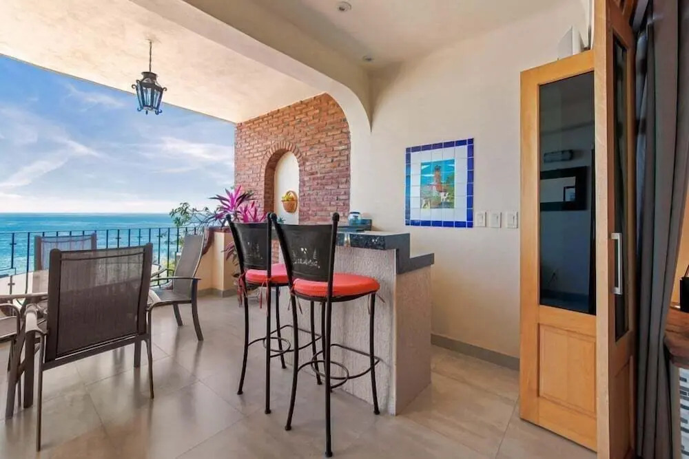 Ocean View 2Br Condo-balcony-beach-pool - 603