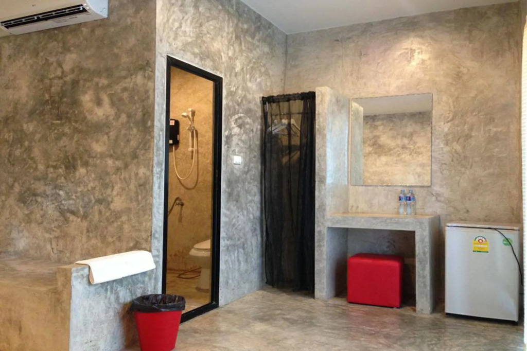 The Rest Hotel