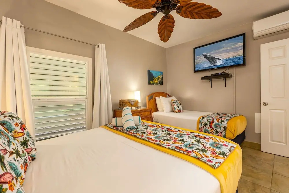 Kahana Sunset C7 2 Bedroom Condo by RedAwning