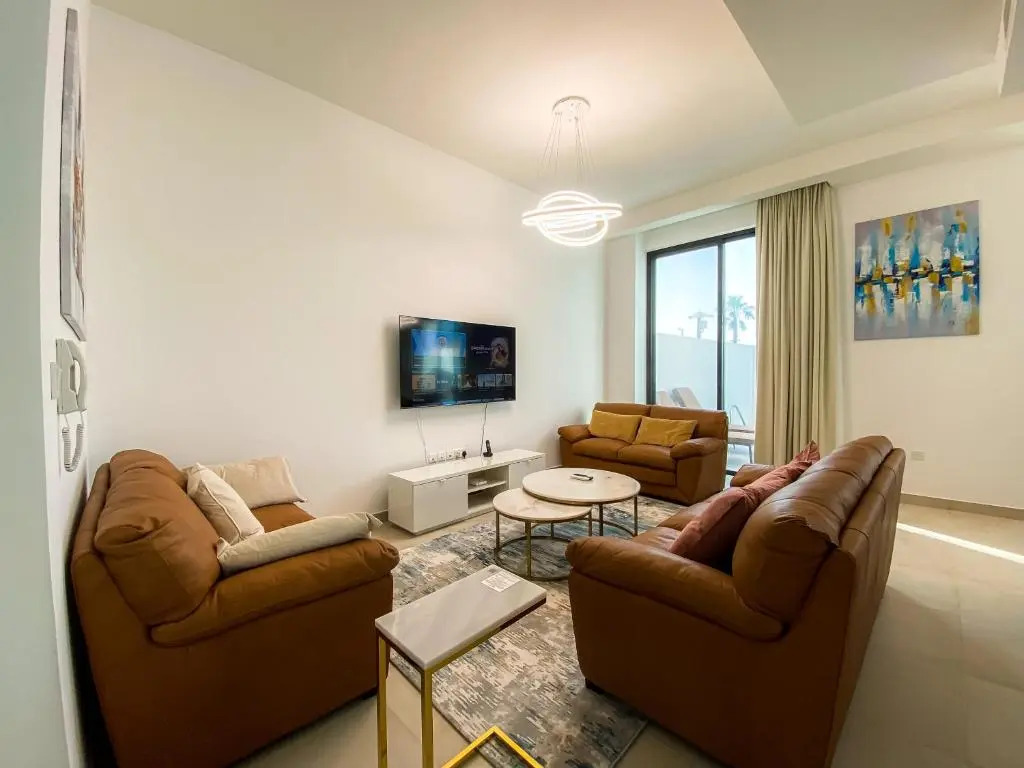 RH- 4BR spacious Private Pool Villa near Beach, Resort in RAK