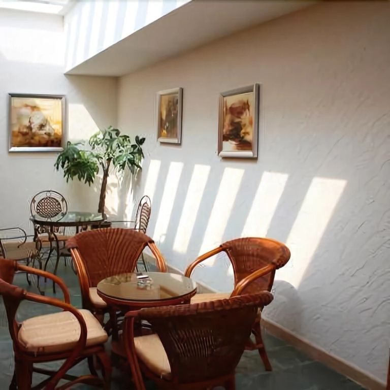 Shi Pu Business Hotel