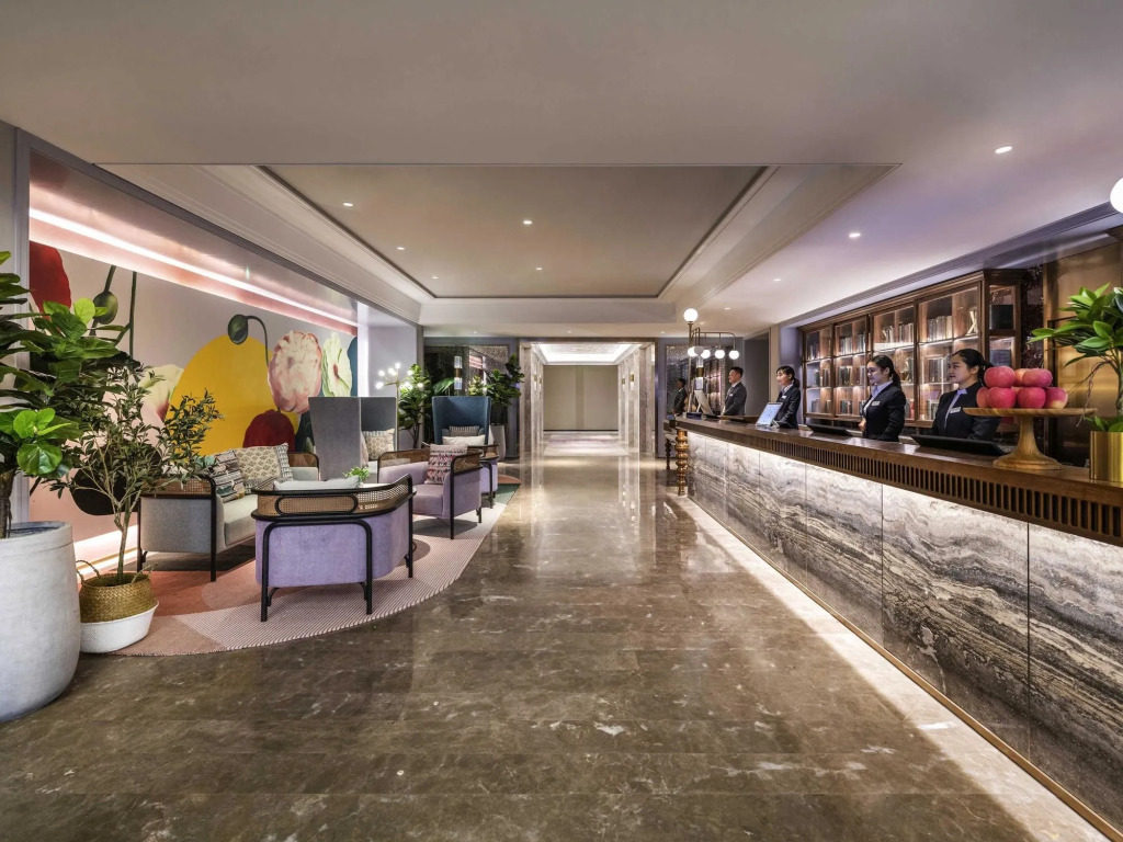Mercure Chengdu Chunxi Taikoo Li -Walk to Pedestrian Street