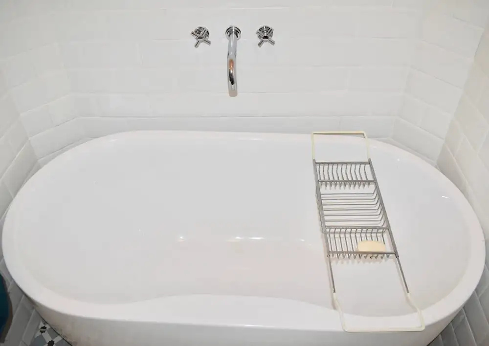 Refurbished Apartment With Garden Near Beach