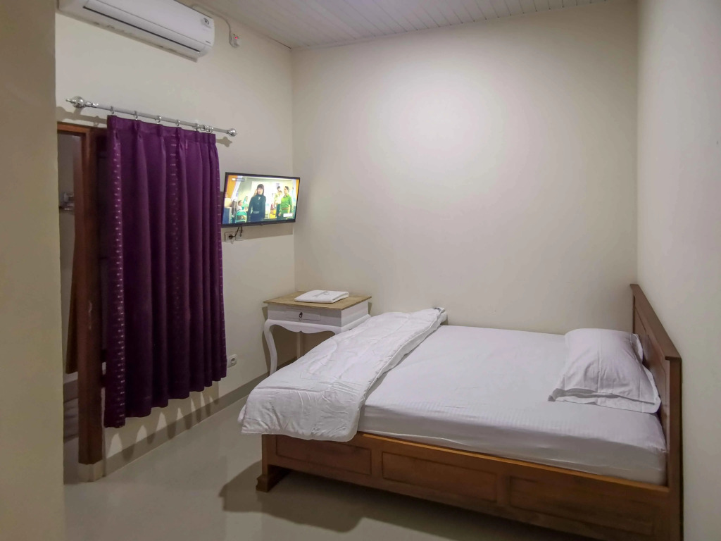 Verose Guest House Syariah Kentungan RedPartner