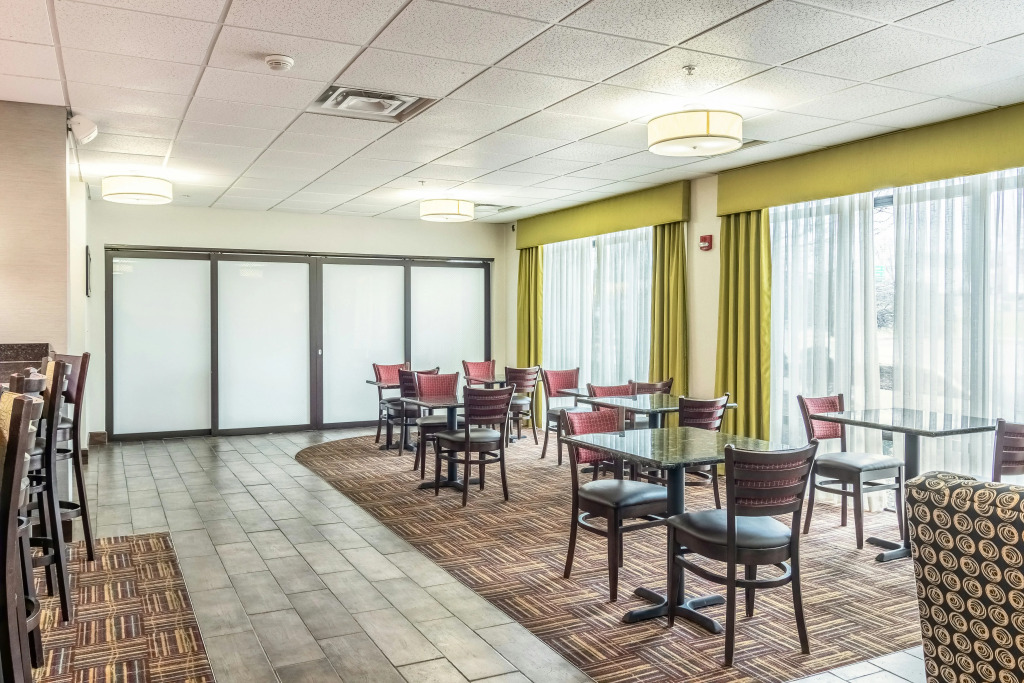Hampton Inn Youngstown-North