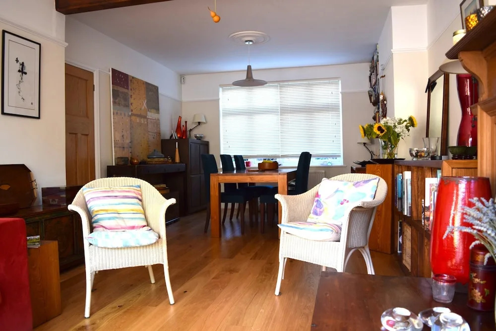 2 Bedroom Garden House in Tooting