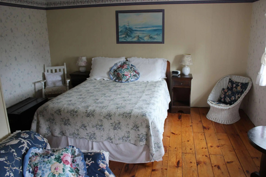 Sea Breeze Inn