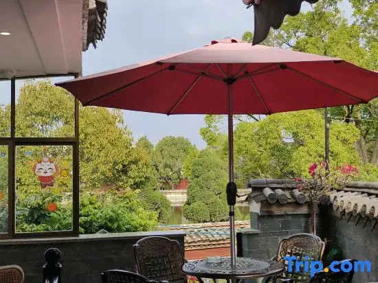 Guanhai Xiaoyuan Homestay (Jianshui Ancient City Branch)
