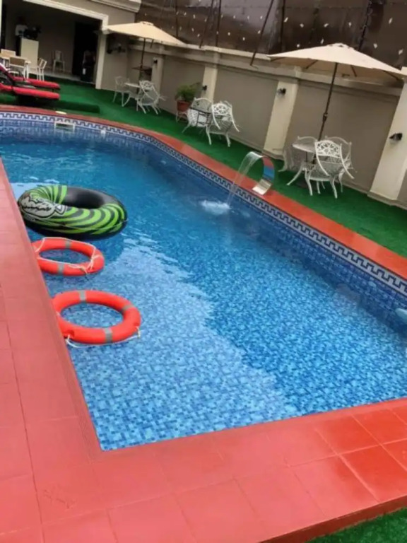 Double D Luxury Apartments