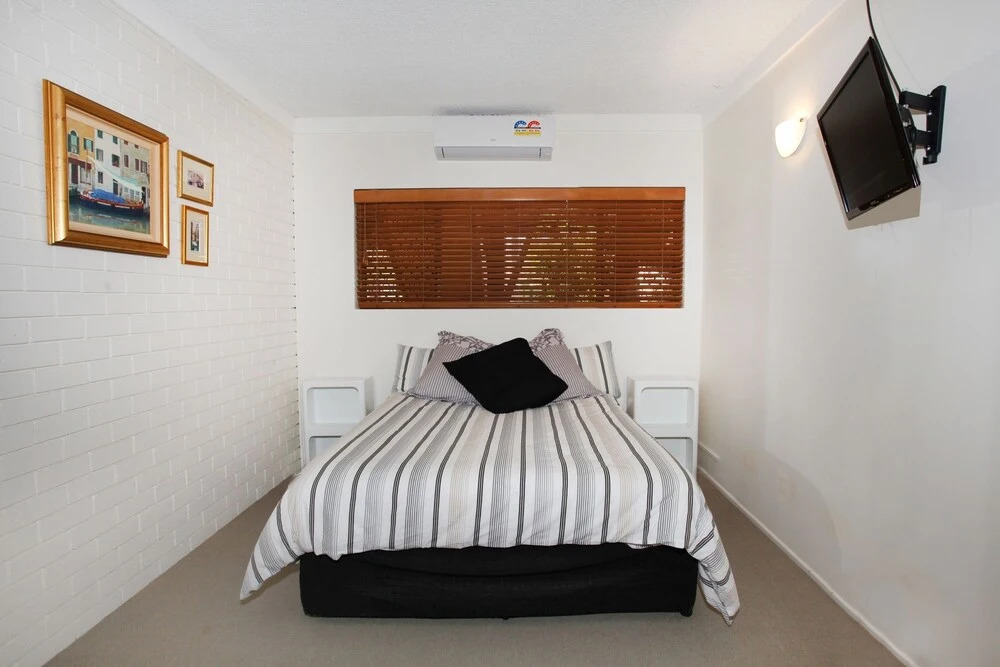 Anjuna, 2 bedroom apartment on canal