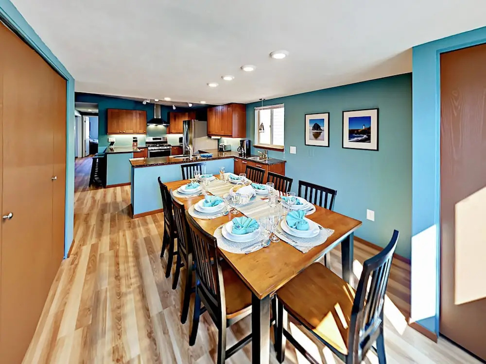 1658 S Edgewood Home 3 Bedrooms 2 Bathrooms Home