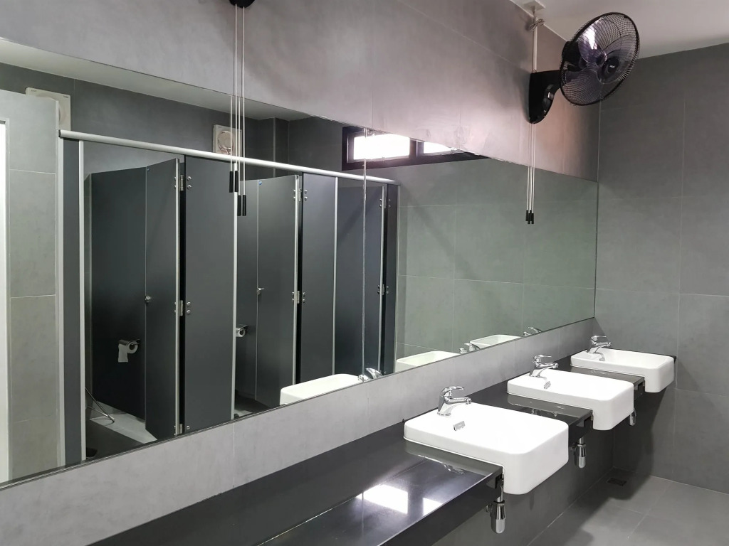 Wayha Hostel Don Mueang Airport