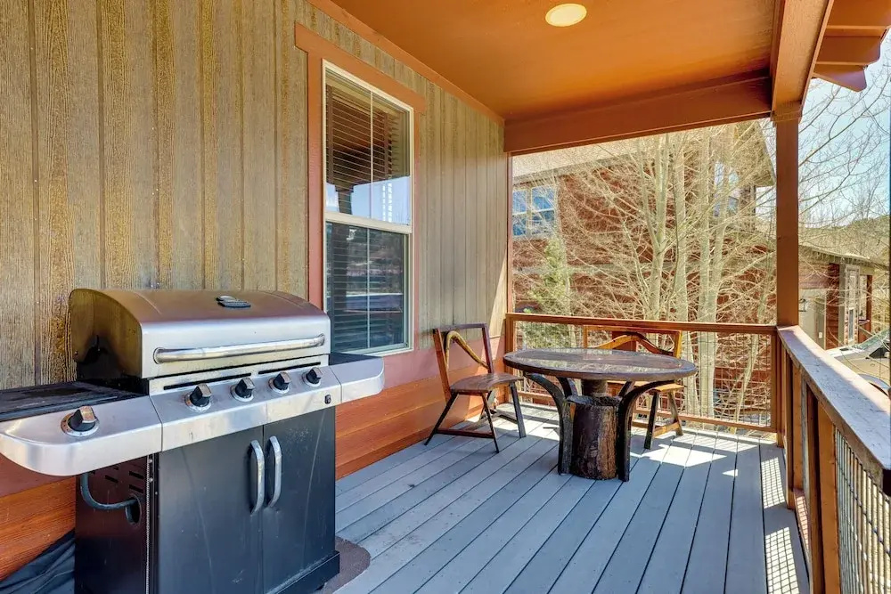 1 Mi to Granby Ranch: Mtn Home w/ Deck