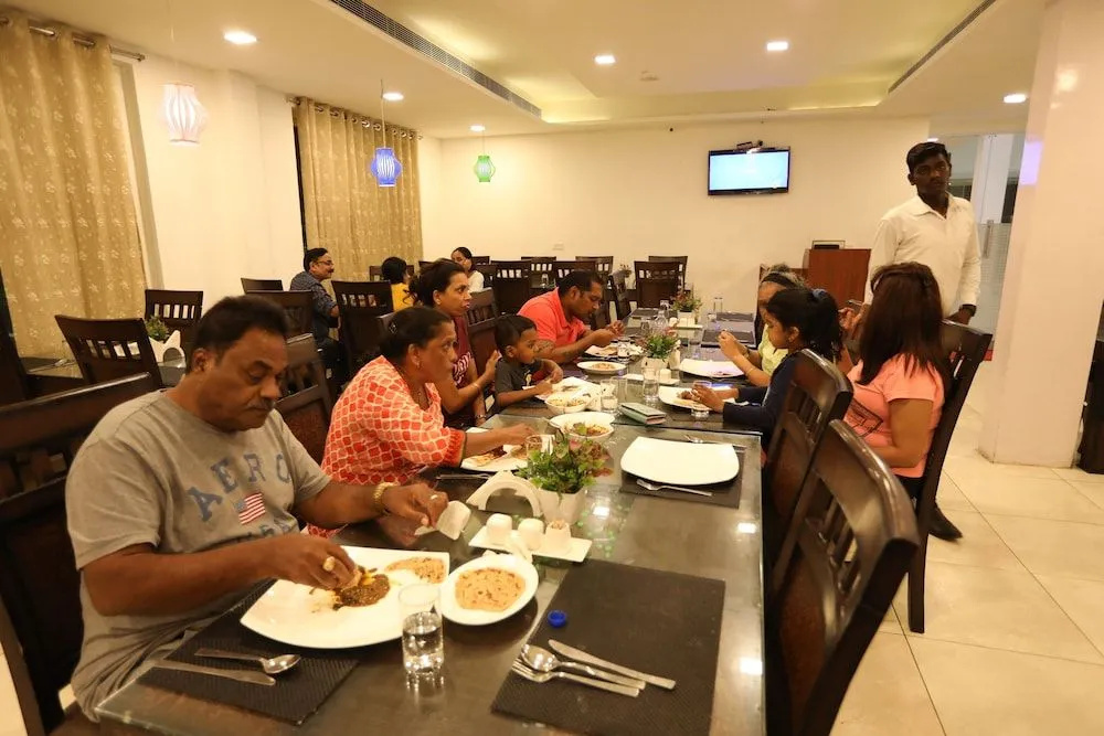 Hotel Queens Inn Velankanni