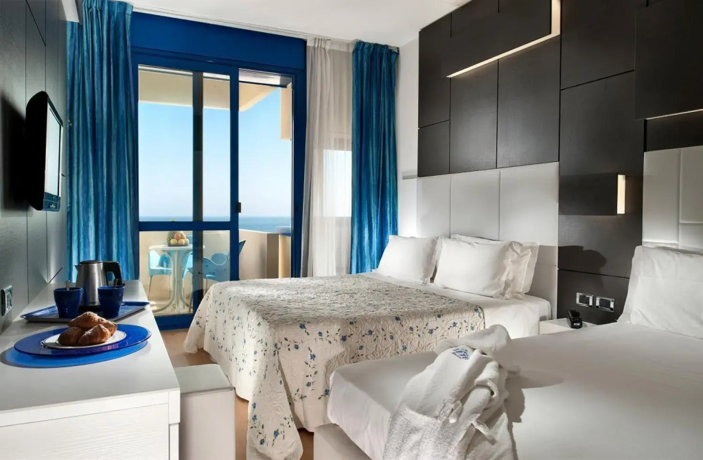 Hotel Baltic Riccione-Fronte Mare