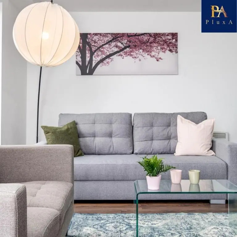 Pluxa Rose Quartz Luxury Stay