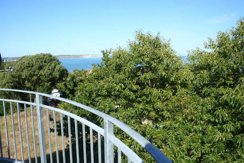 Highlands Apartment 4