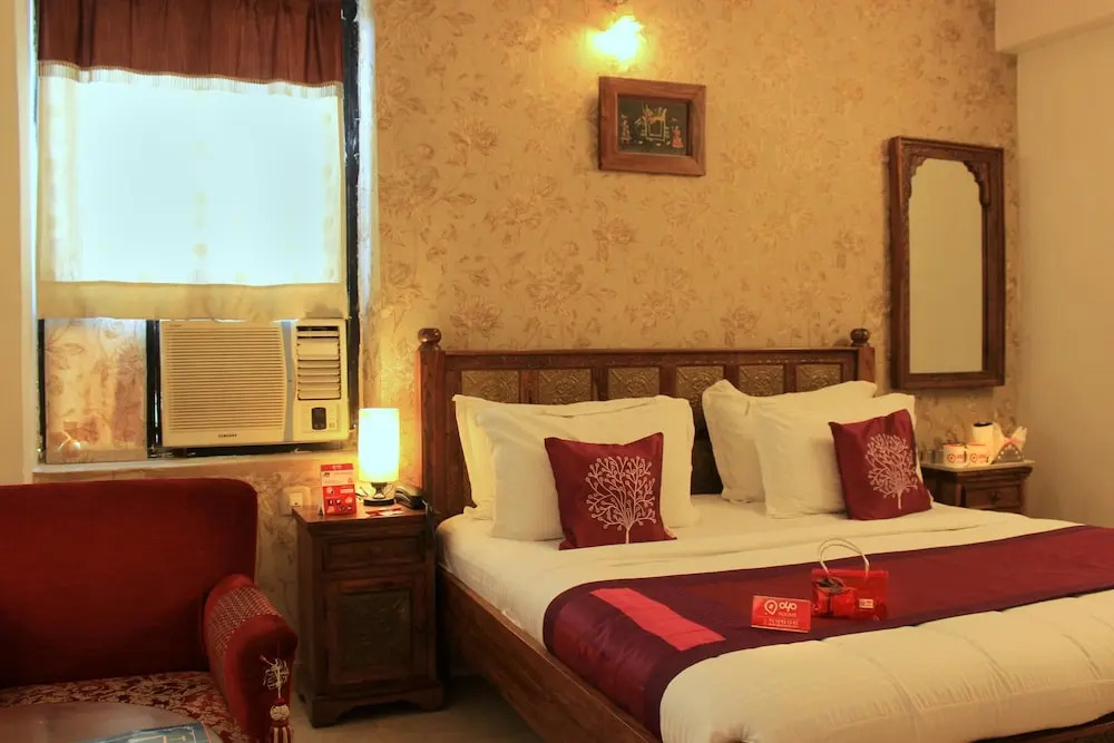 OYO 1592 Hotel Empire palace