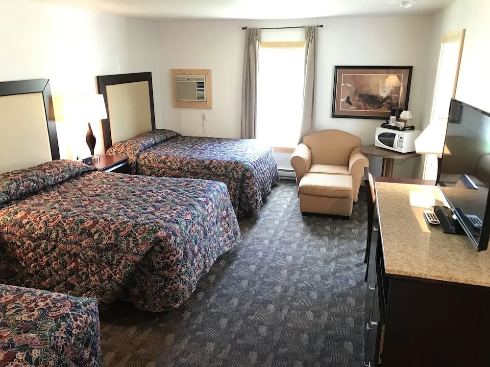 Holiday Lodge