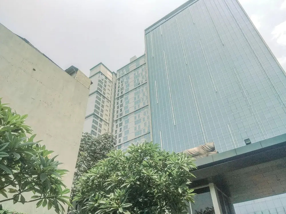 Spacious And Homey 2Br Apartment With Private Lift At The Kencana Residence