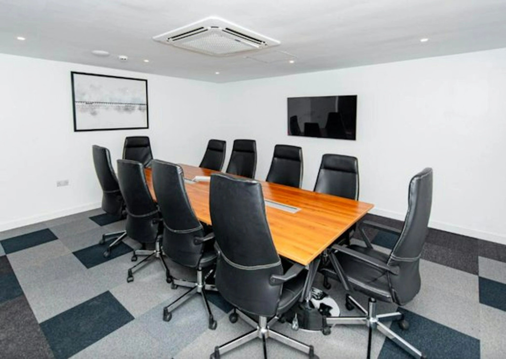 Отель Urban by CityBlue Hotel, Dar es Salaam