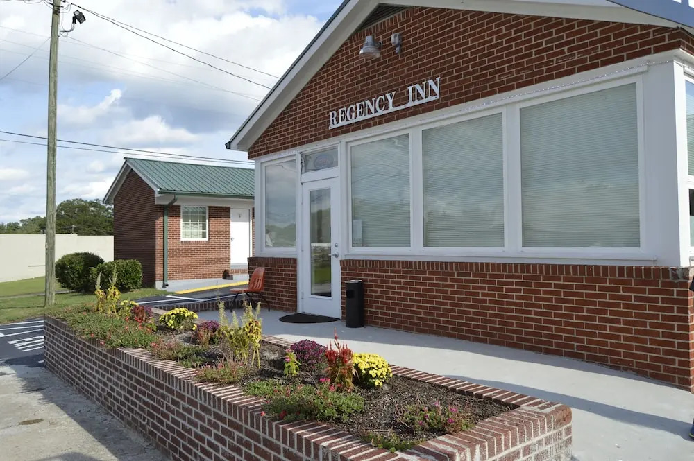 Regency Inn