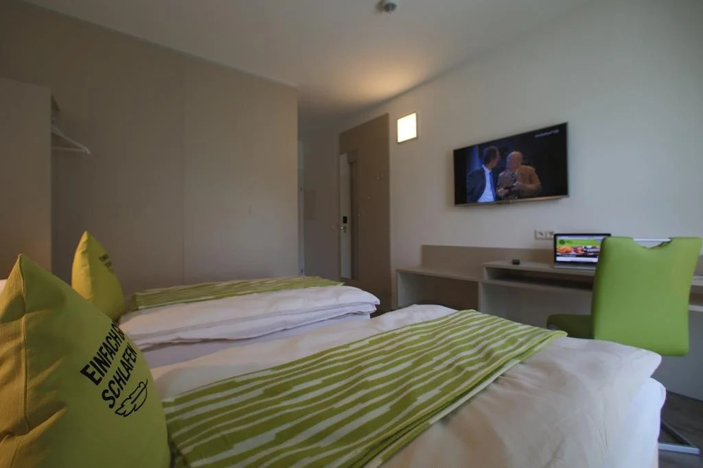 Smart Motel