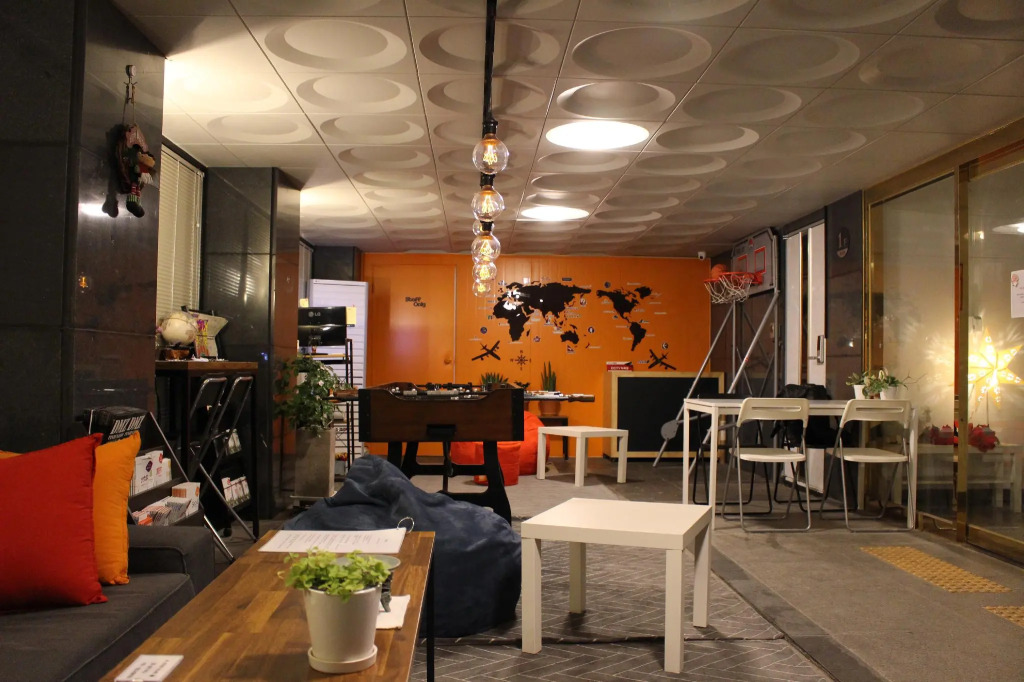 Bunk Guesthouse Hostel 2