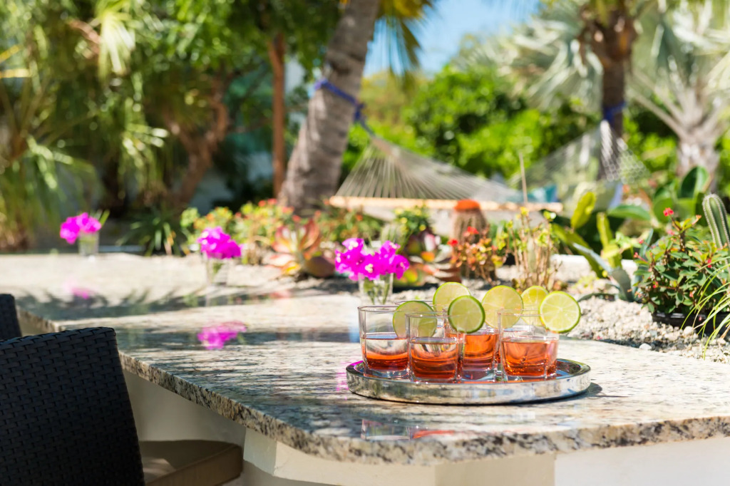The Oasis at Grace Bay