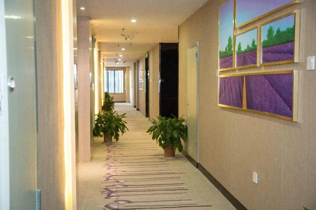 Lavande Hotels Xianning Tonghui Plaza