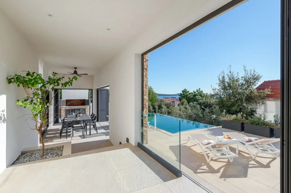 Sea Bliss Luxury Villa - Sevid