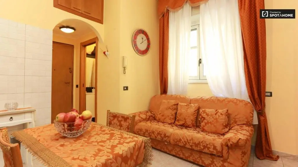 15 min from city center metro m1