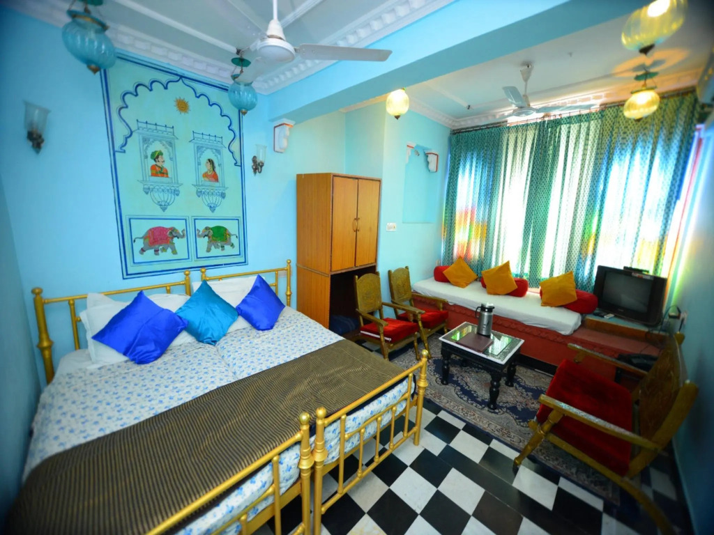 Anjani Hotel