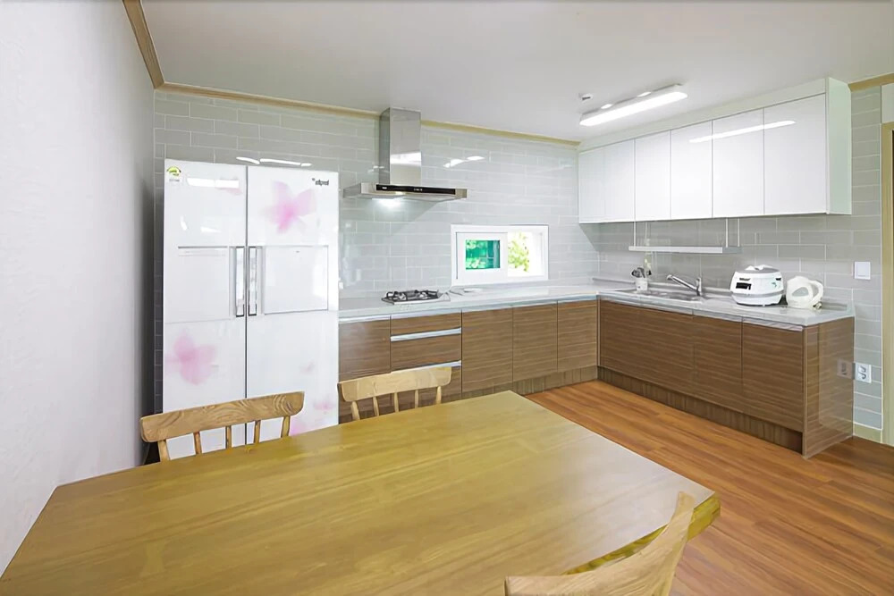 Yeoju Jiwoo Pension