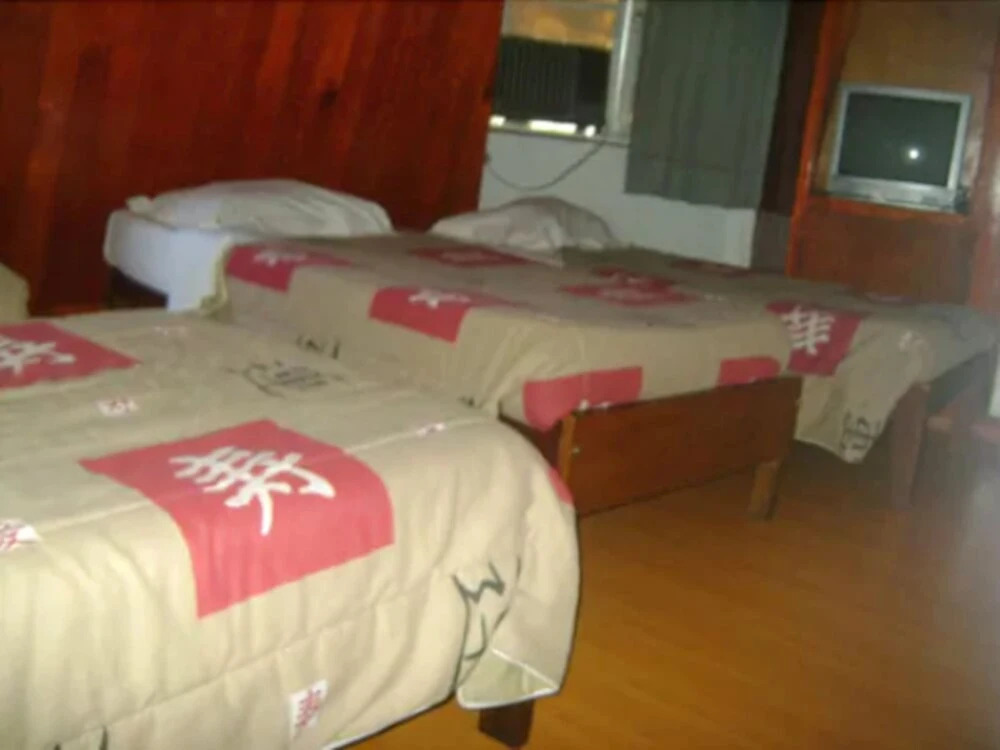 Reinales Plaza Hotel