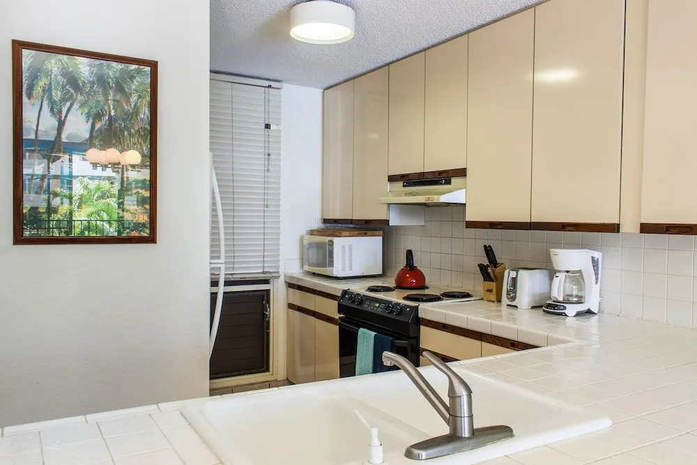 Kamaole Sands 8205 - Two Bedroom Condo