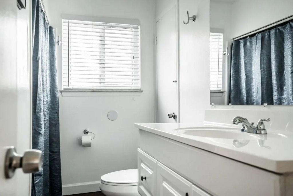 Beautiful retreat Home Near Auburn Hills/Waterford