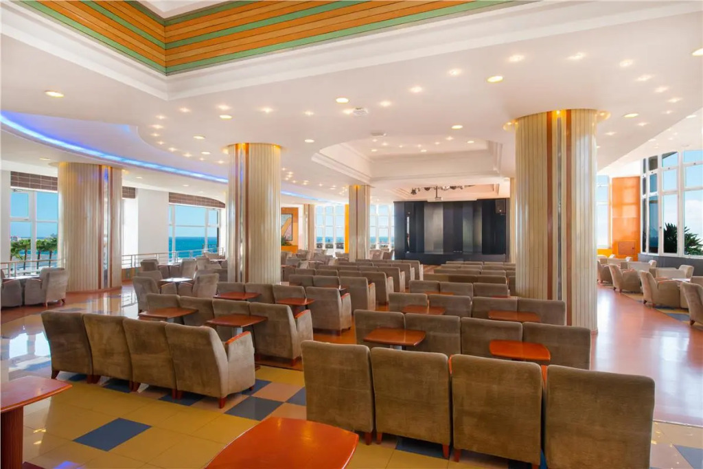 Iberostar Waves Bouganville Playa