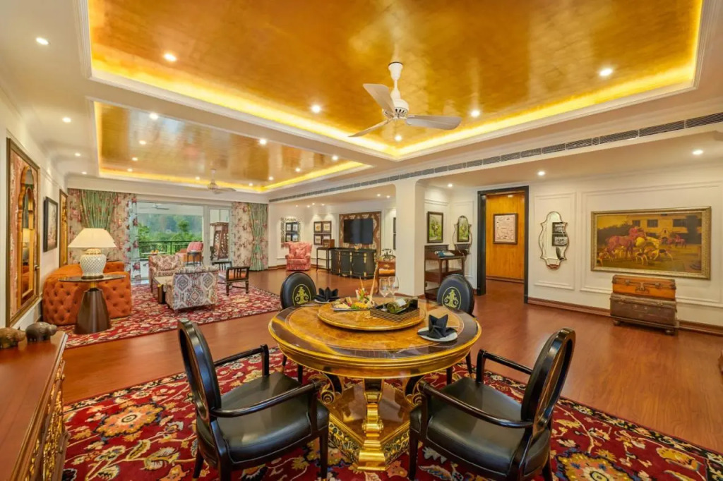 MAYFAIR Tea Resort