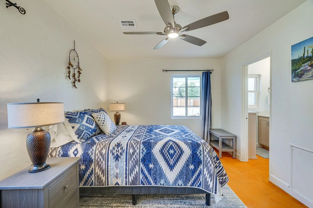 Ideally Located Tucson Townhome: 2 Mi to Downtown!