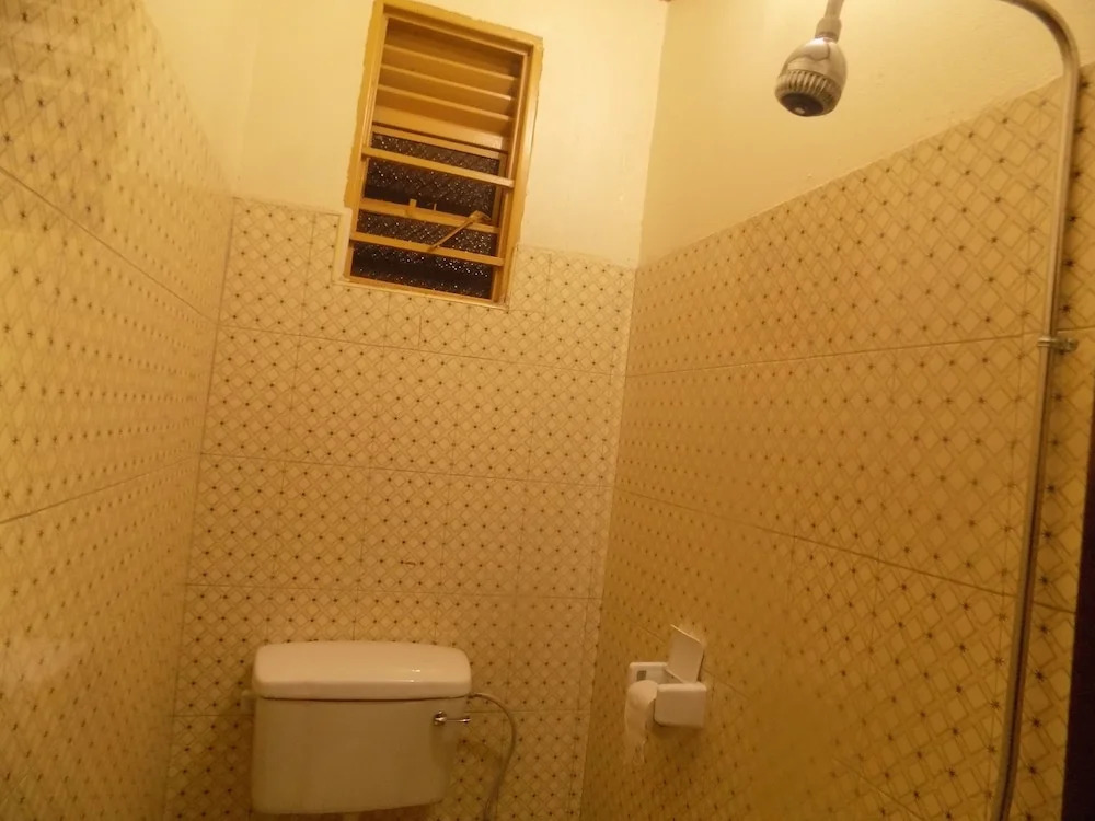 Hotel B Plus