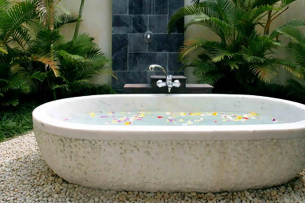 Villa Hoa Su - Frangipani Village Resort