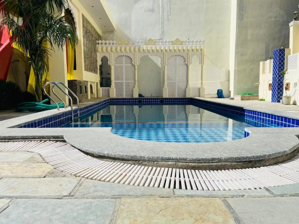 Hotel Palace Rajkumbha by Howard