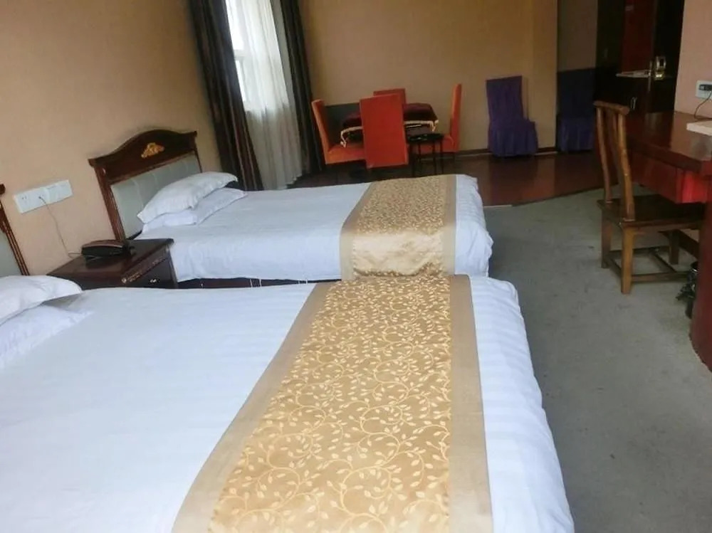 Lijing Longwan Bay Business Hotel