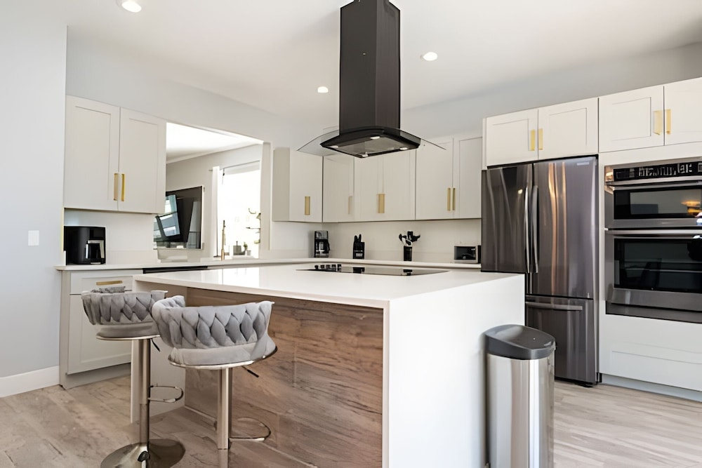 6BD/4BA Windsor Hills | Sala de Jogos & Piscina